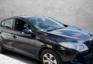 Renault Megane 182.000 km 2.999 &euro; Detmold 32758