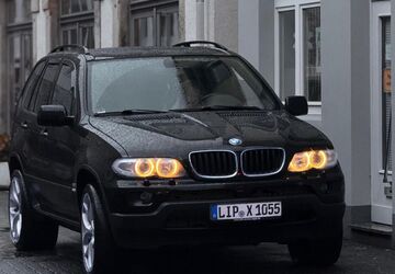 BMW X5 280.000 km 7.200 &euro; Detmold 32758