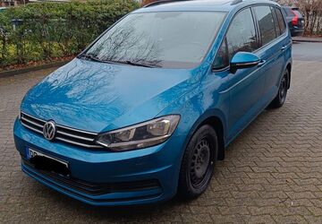 VW Touran 124.900 km 17.400 &euro; Paderborn 33100
