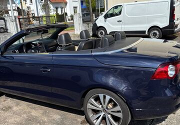 VW Eos 105.000 km 9.690 &euro; Paderborn 33104