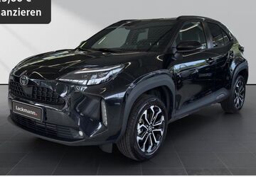 Toyota Yaris Cross 15.621 km 25.490 &euro; Paderborn 33104