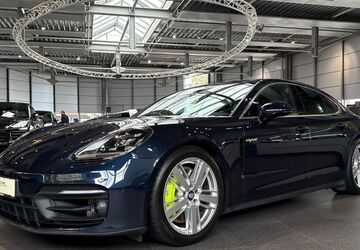 Porsche Panamera 44.400 km 84.890 &euro; Paderborn 33100