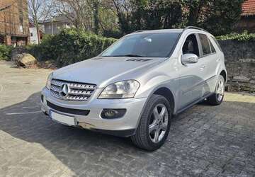 Mercedes-Benz ML 320 322.624 km 4.900 &euro; Paderborn 33106
