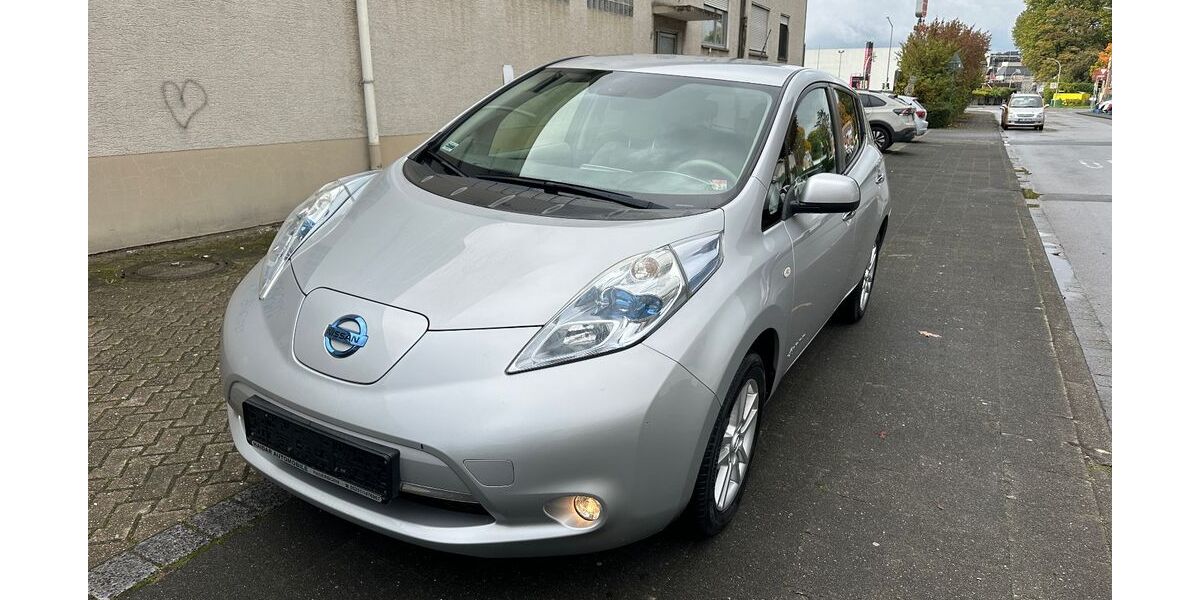 Nissan Leaf 93.000 km 4.950 &euro; Paderborn 33100