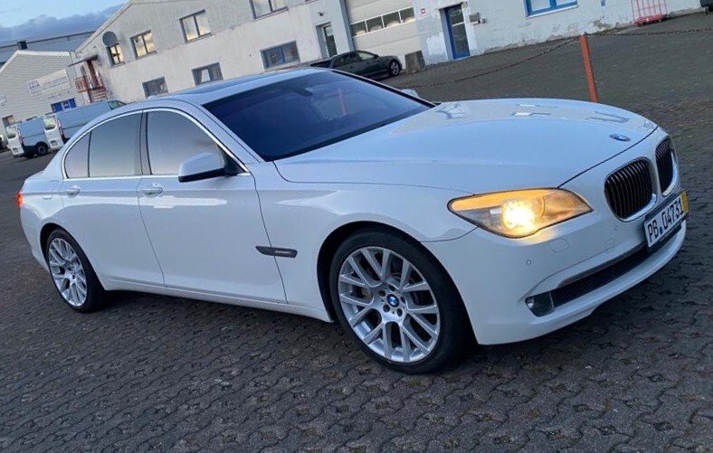 BMW 750 70.000 km 22.000 &euro; Bad Lippspringe 33175