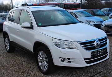 VW Tiguan 176.000 km 6.490 &euro; Paderborn 33106
