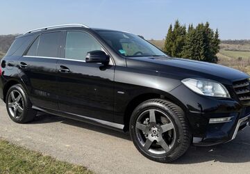 Mercedes-Benz ML 350 282.000 km 14.200 &euro; Paderborn 33100