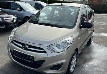 Hyundai i10 136.000 km 2.490 &euro; Paderborn 33100