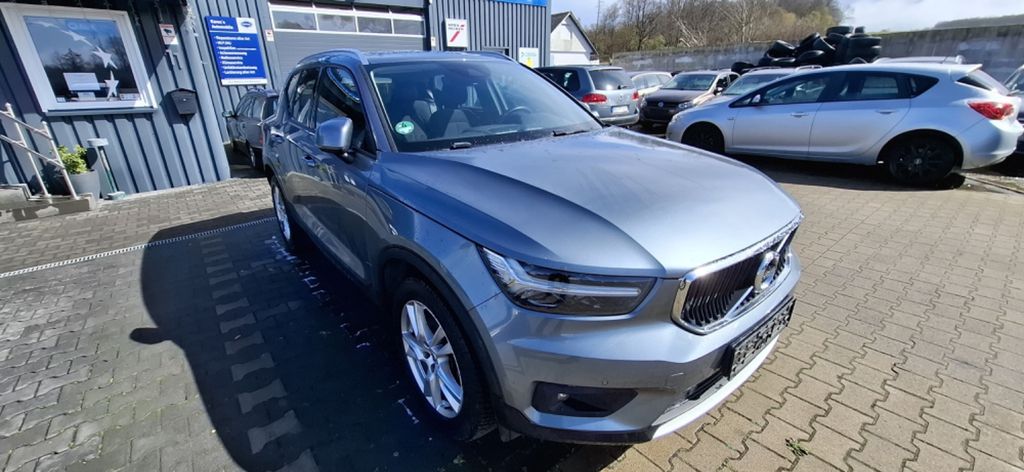 Volvo XC40 130.000 km 17.900 &euro; Elsen 33106