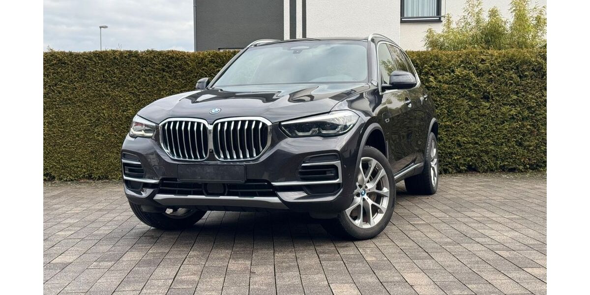 BMW X5 87.000 km 48.900 &euro; Bad Lippspringe 33175