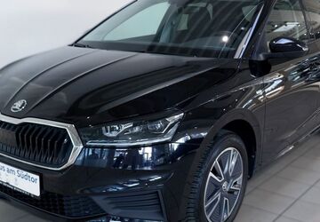 Skoda Fabia 14.428 km 18.580 &euro; Rietberg 33397