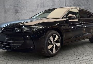 VW Passat 4.500 km 42.695 &euro; Paderborn 33100