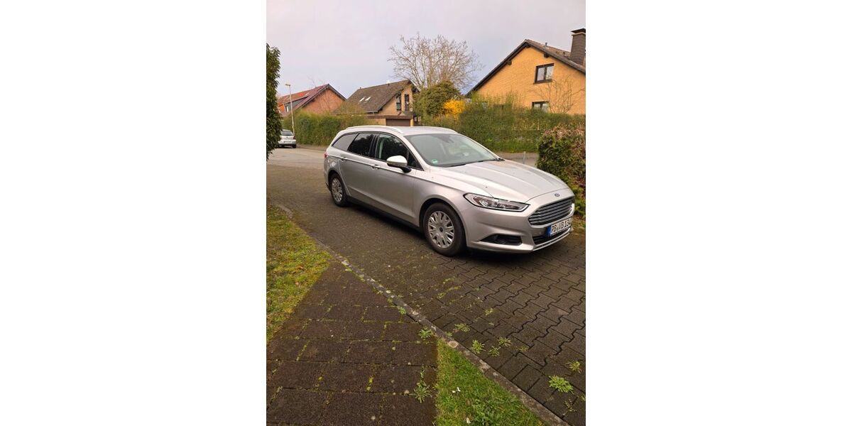 Ford Mondeo 235.000 km 6.950 &euro; Paderborn 33104