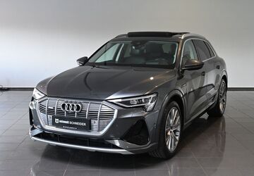 Audi e-tron 74.880 km 31.750 &euro; Paderborn 33100