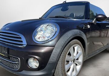 Mini Cooper D 108.300 km 8.990 &euro; Paderborn 33100