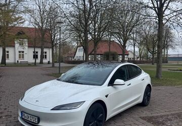 Tesla Model 3 25.000 km 40.500 &euro; Delbrück 33129