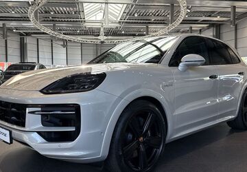 Porsche Cayenne 19.950 km 137.890 &euro; Paderborn 33100