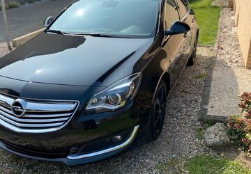 Opel Insignia 182.000 km 7.490 &euro; Salzkotten 33154